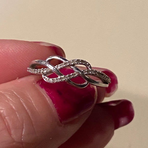 Sold - Picture 6 of 7